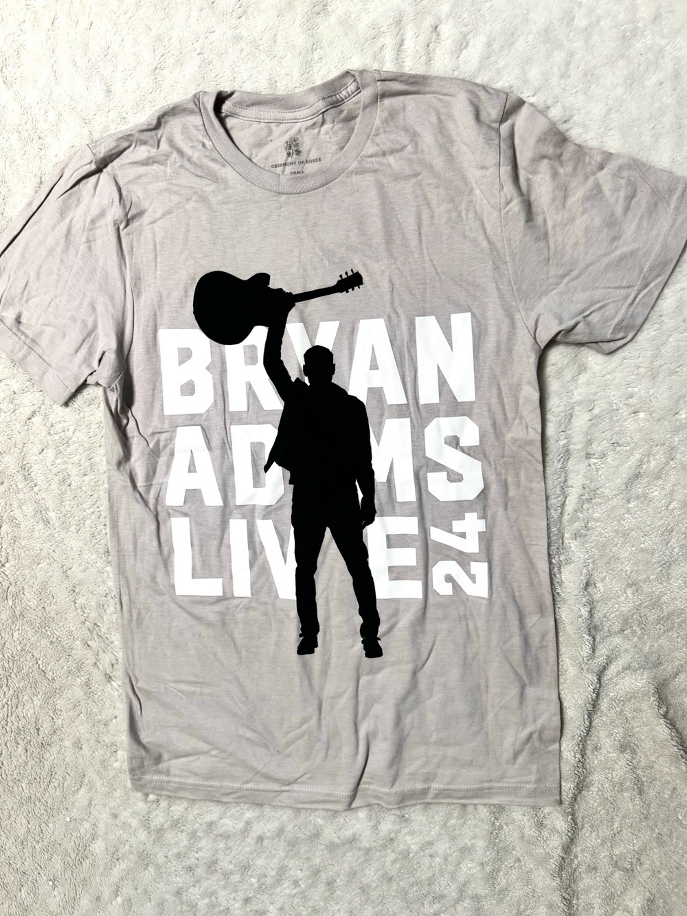NWOT- CEREMONY OF ROSES Bryan Adams Live 24/7 Canada Graphic Band Tee